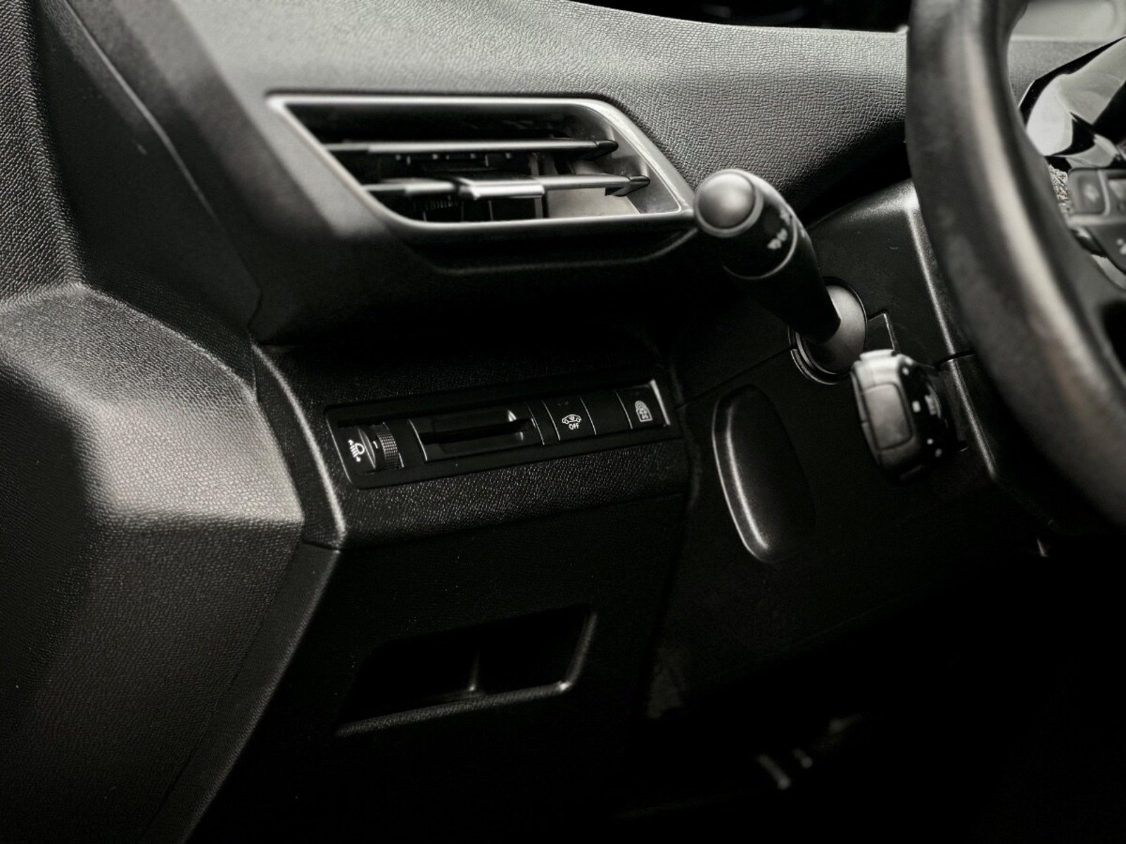 PEUGEOT 3008 ACTIVE PACK 2022 - Imagen 8 de 9
