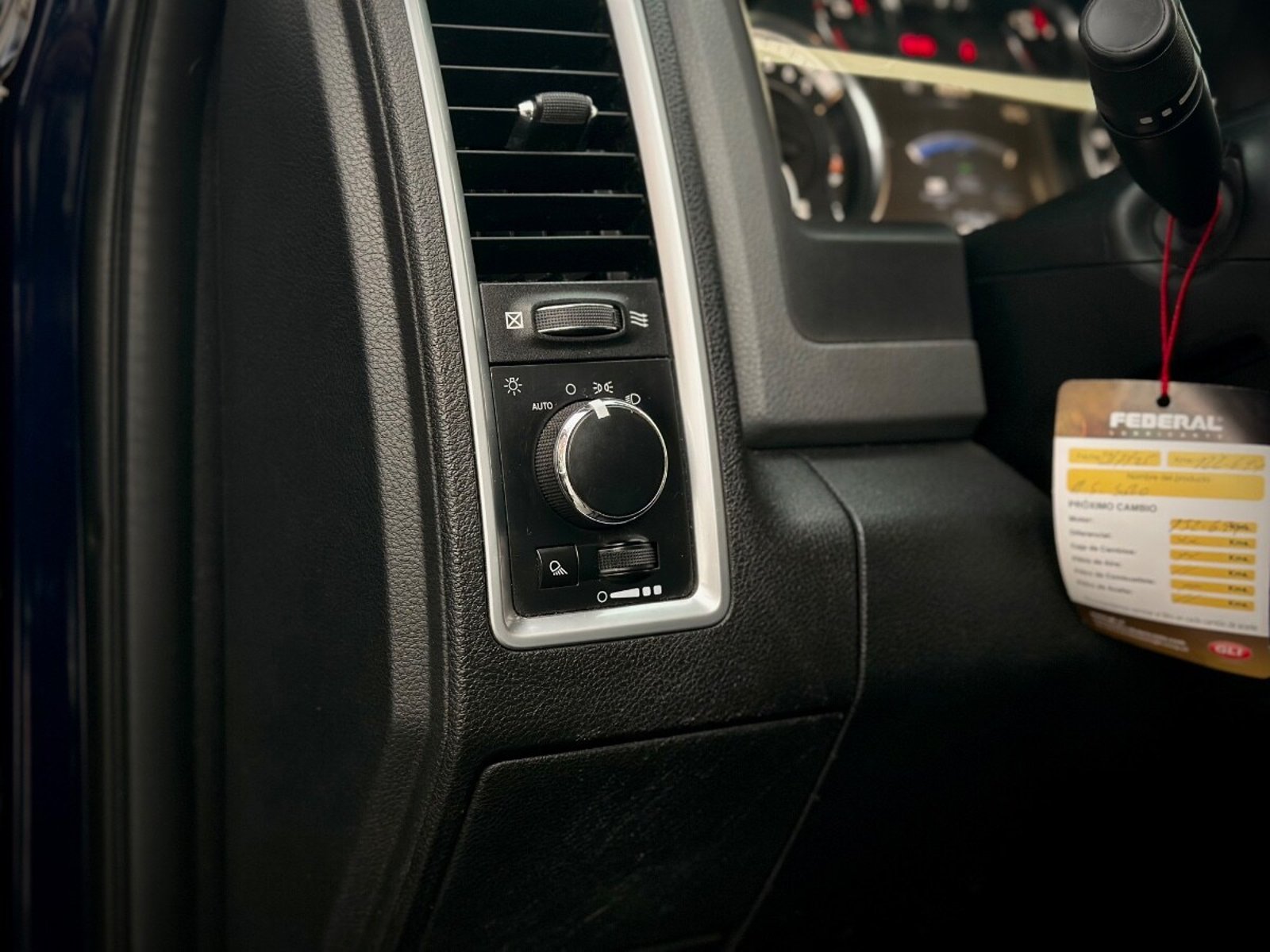 RAM 1500 SLT 2018 - Imagen 8 de 9