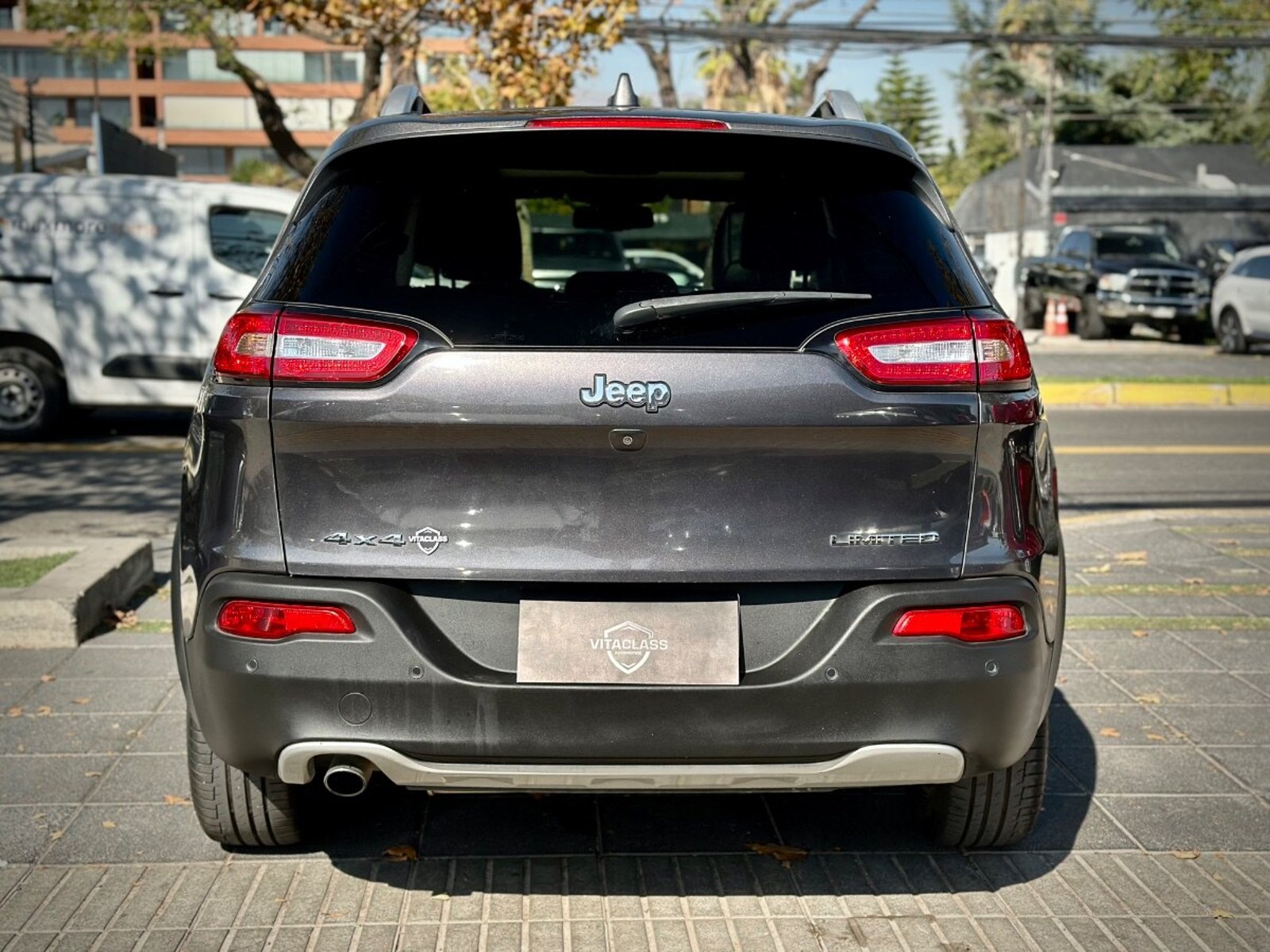 Jeep CHEROKEE LIMITED 4X4 2017 - Foto 5 de 10