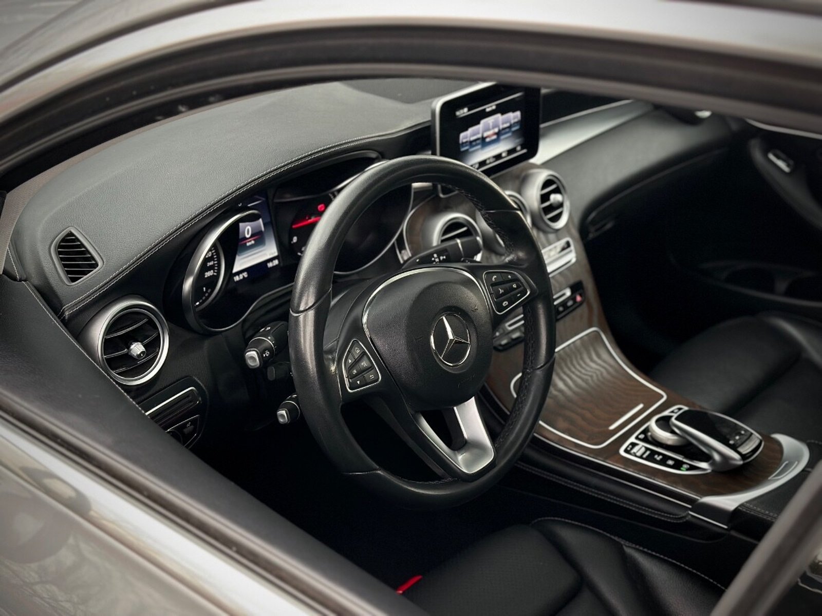 Mercedes-Benz GLC 250 d 2017 - Imagen 7 de 10