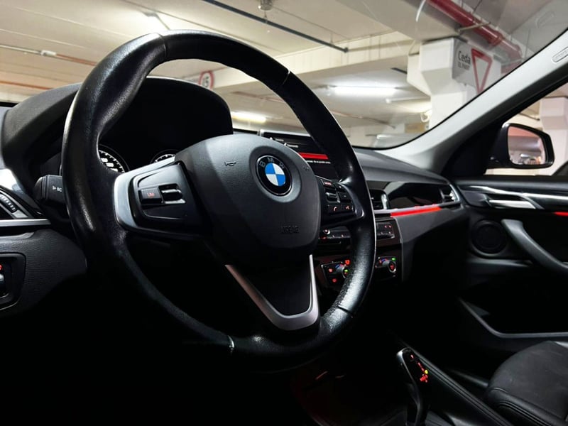 BMW X1 1.5 S-DRIVE 18I COMFORT LCI 4X2 AT 5P 2021 - Imagen 9 de 10
