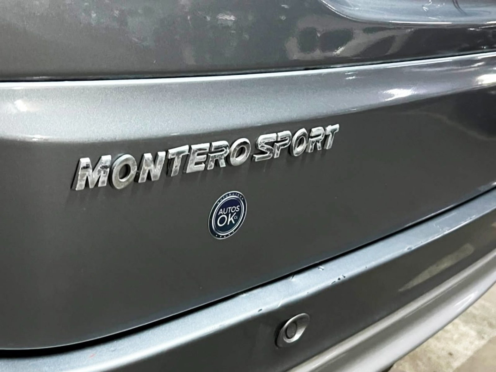 MITSUBISHI MONTERO SPORT 3.0 4X2 AT 5P 2019 - Imagen 7 de 9