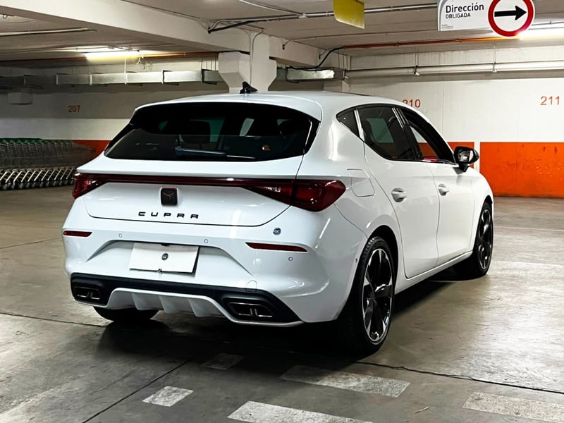 Cupra LEON 1.4 4X2 AT 5P. 2024 - Imagen 6 de 10