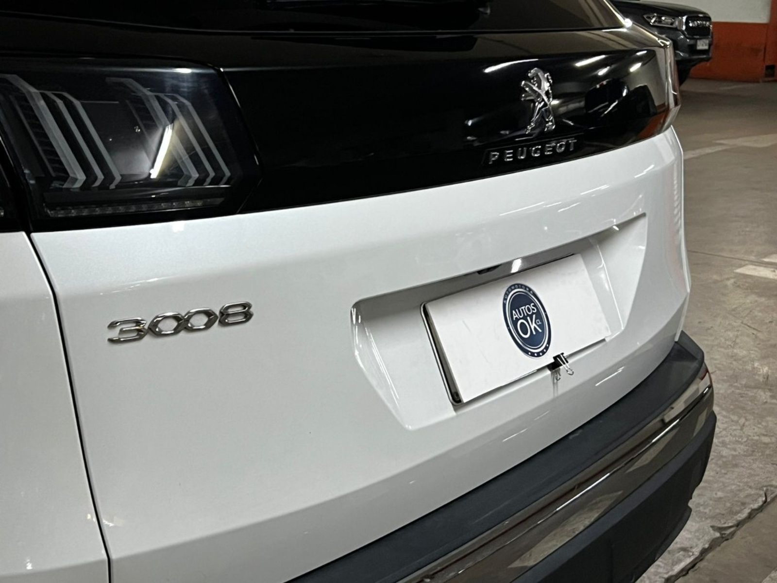 PEUGEOT 3008 ALLURE PACK 1.6 AT 2024 - Imagen 7 de 10