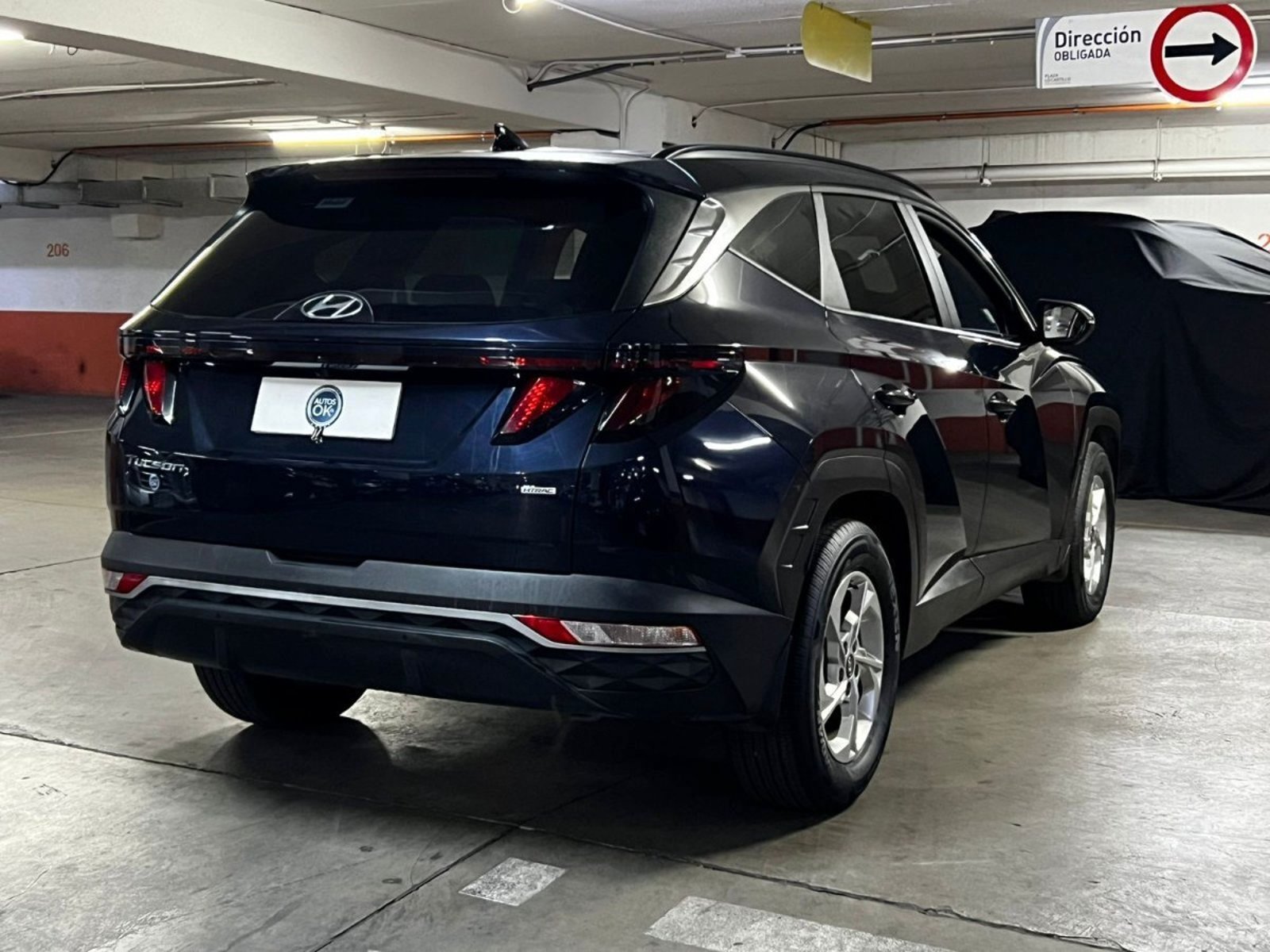HYUNDAI TUCSON 2.0 4X4 2023 - Imagen 4 de 10