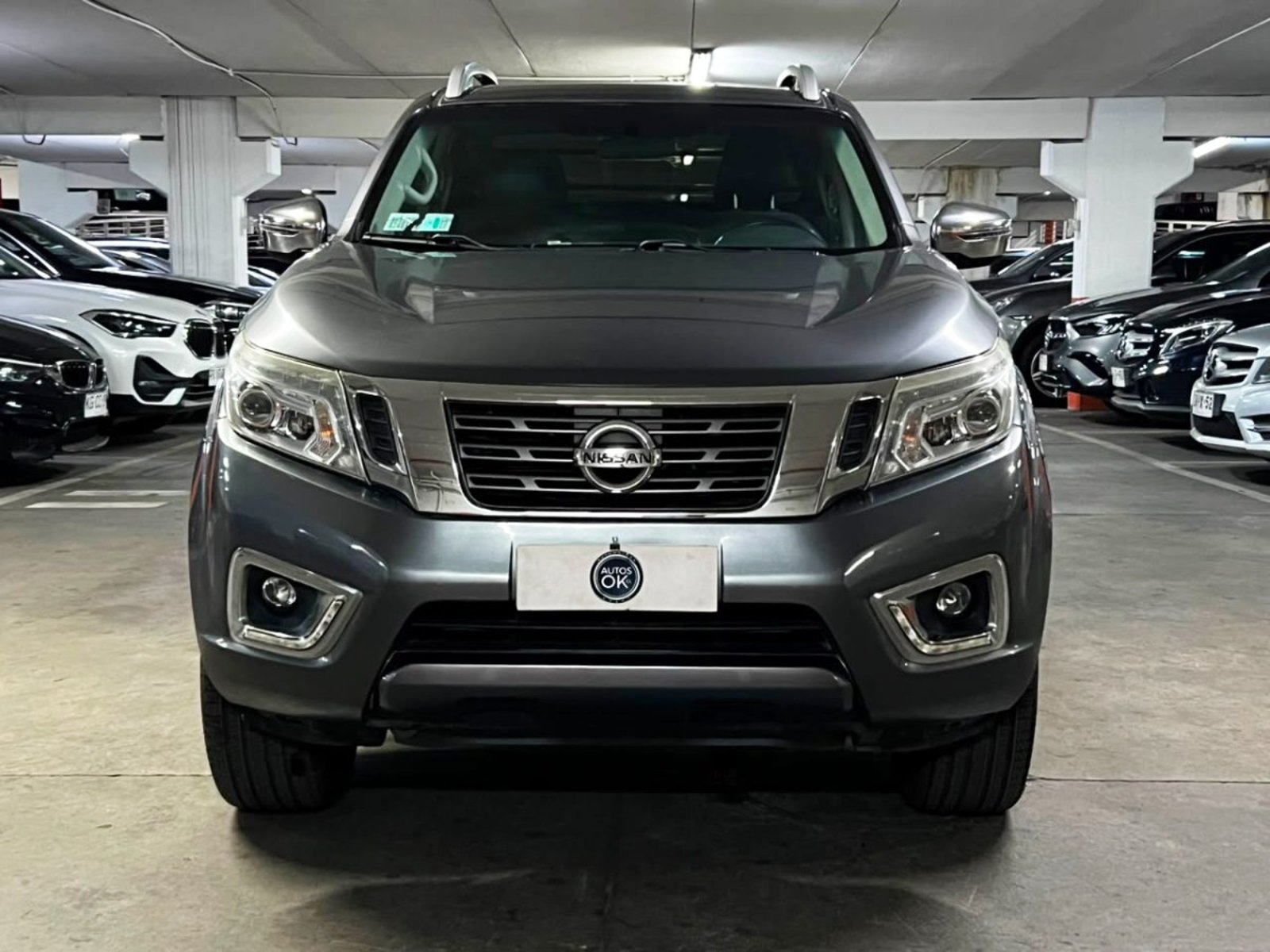 Nissan NP300 LE 2.3 4x4 MT 2015 - Foto 2 de 10