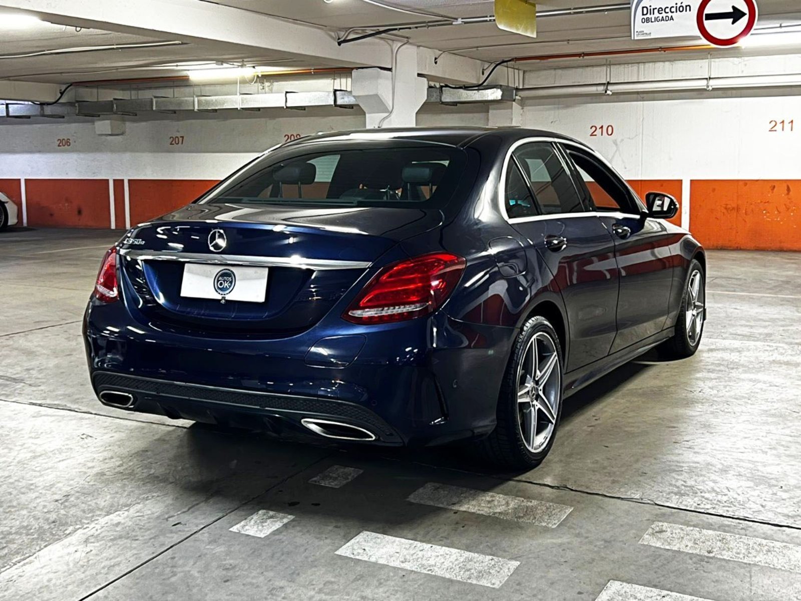 MERCEDES-BENZ C350 E 2.0 AT 2019 - Imagen 4 de 10
