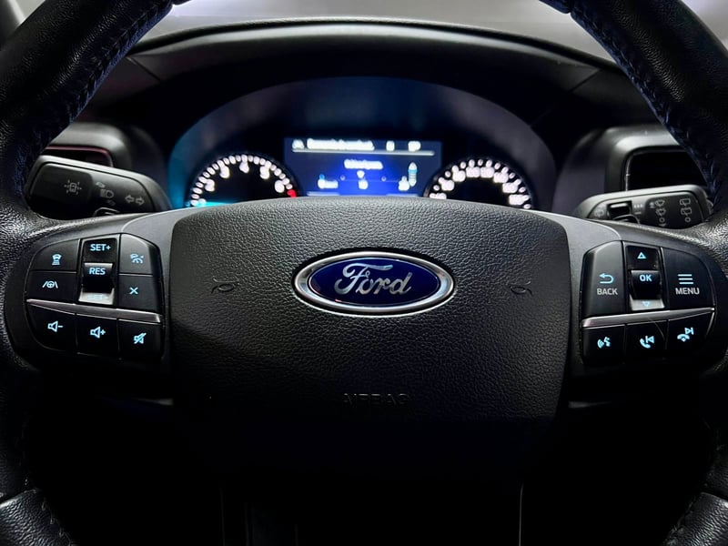 Ford Explorer 2021 - Imagen 12 de 20