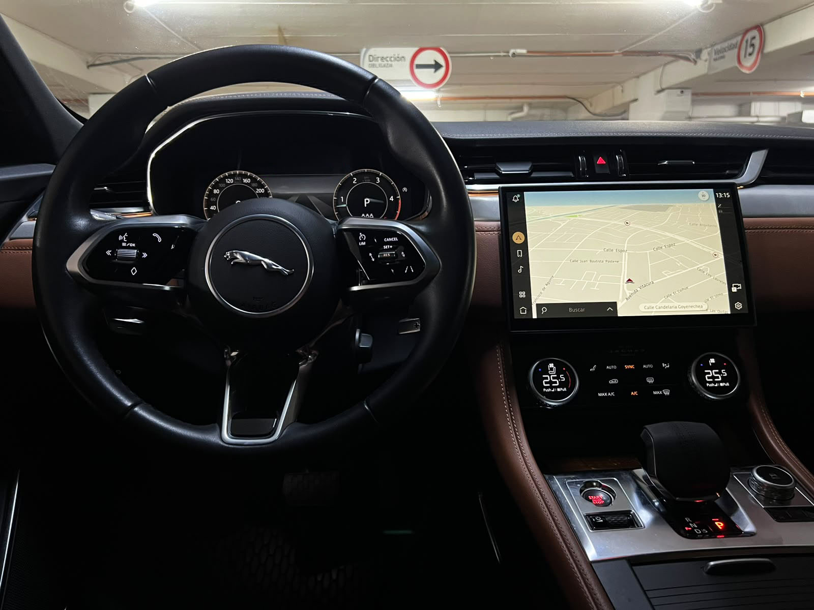 Jaguar F-Pace 2024 - Imagen 13 de 20