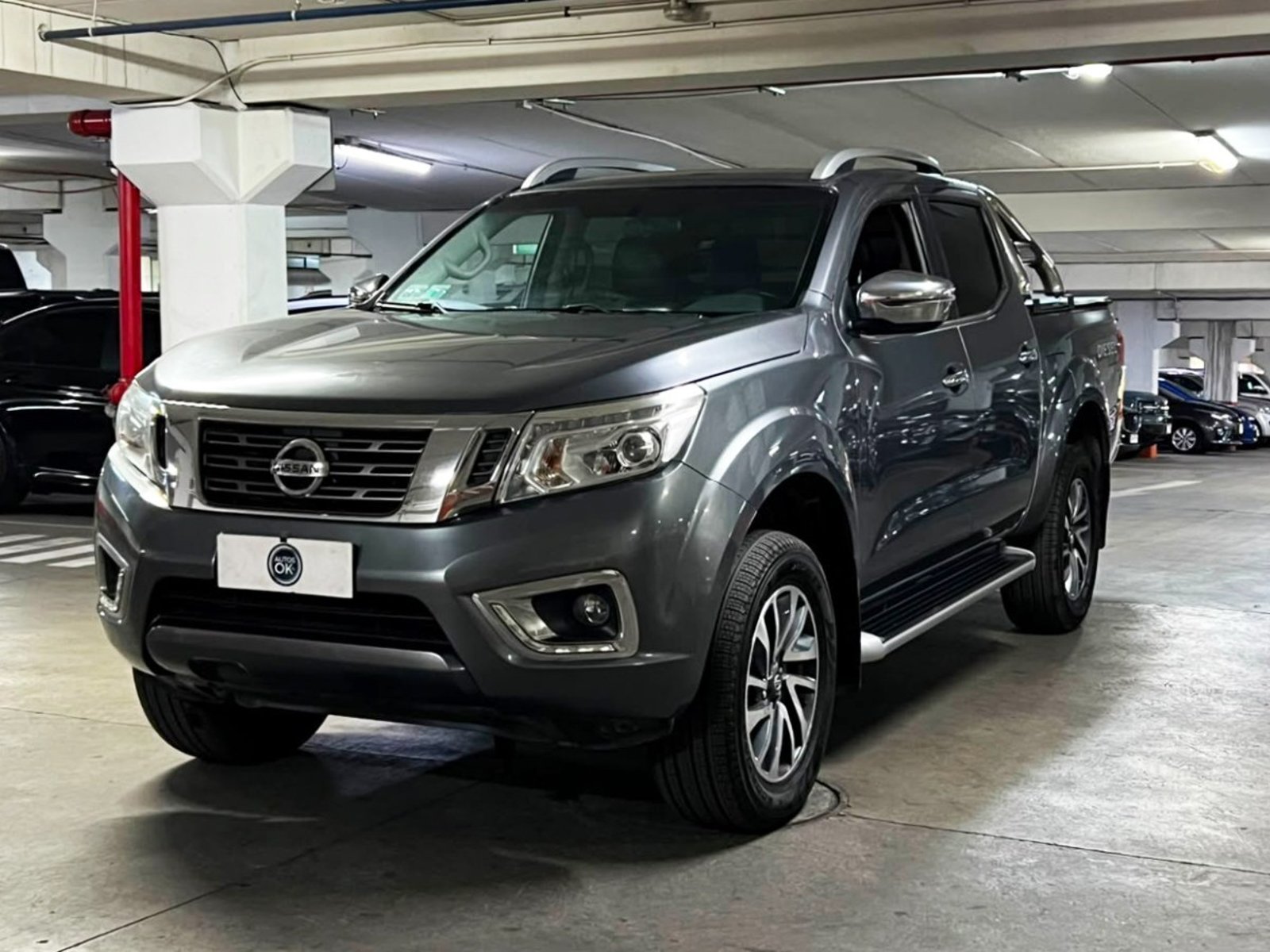 Nissan NP300 LE 2.3 4x4 MT 2015 - Foto 3 de 10