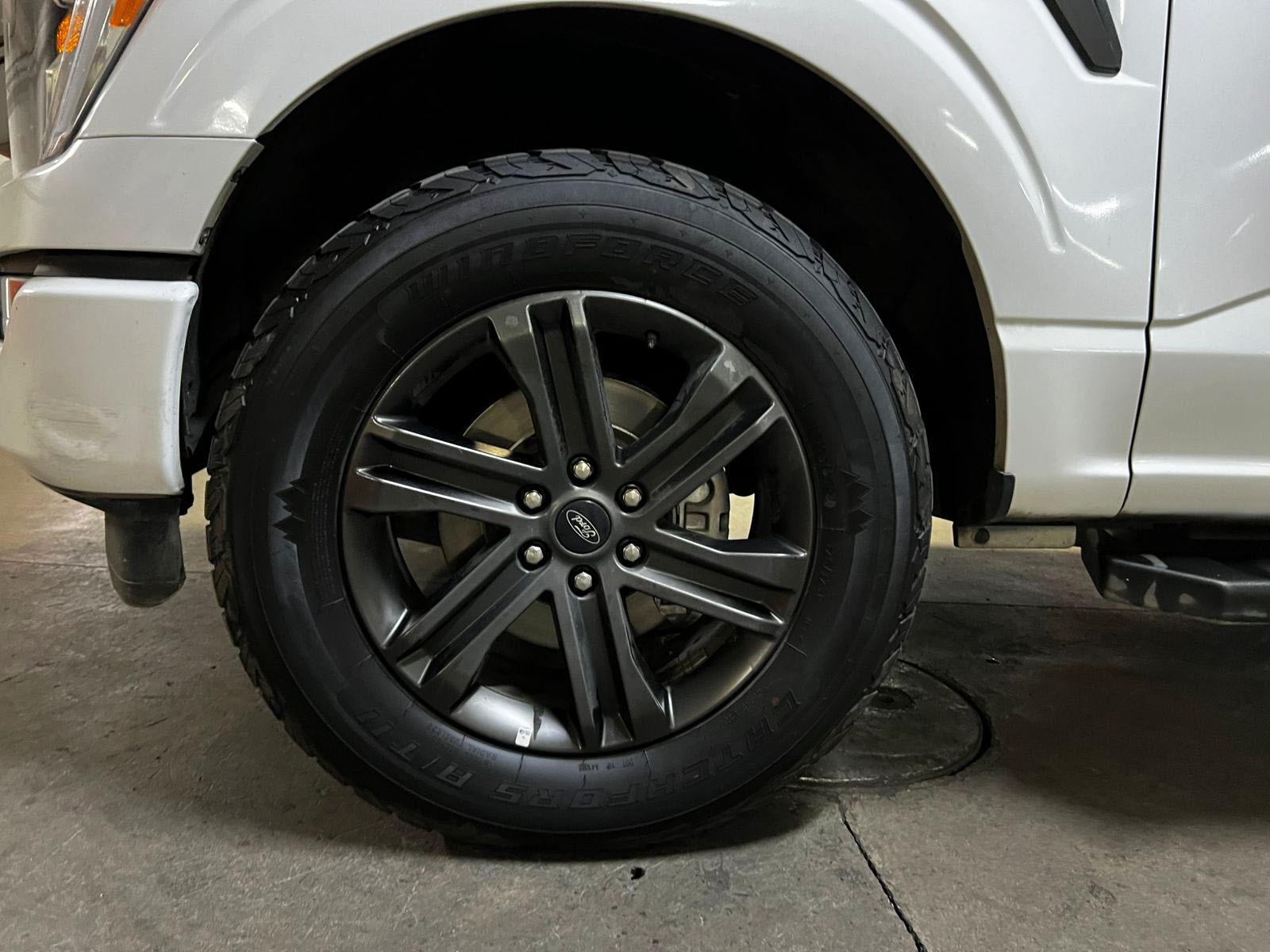 FORD F-150 LARIAT SPORT 4X4 5.0 AUT 2023 - Imagen 8 de 9