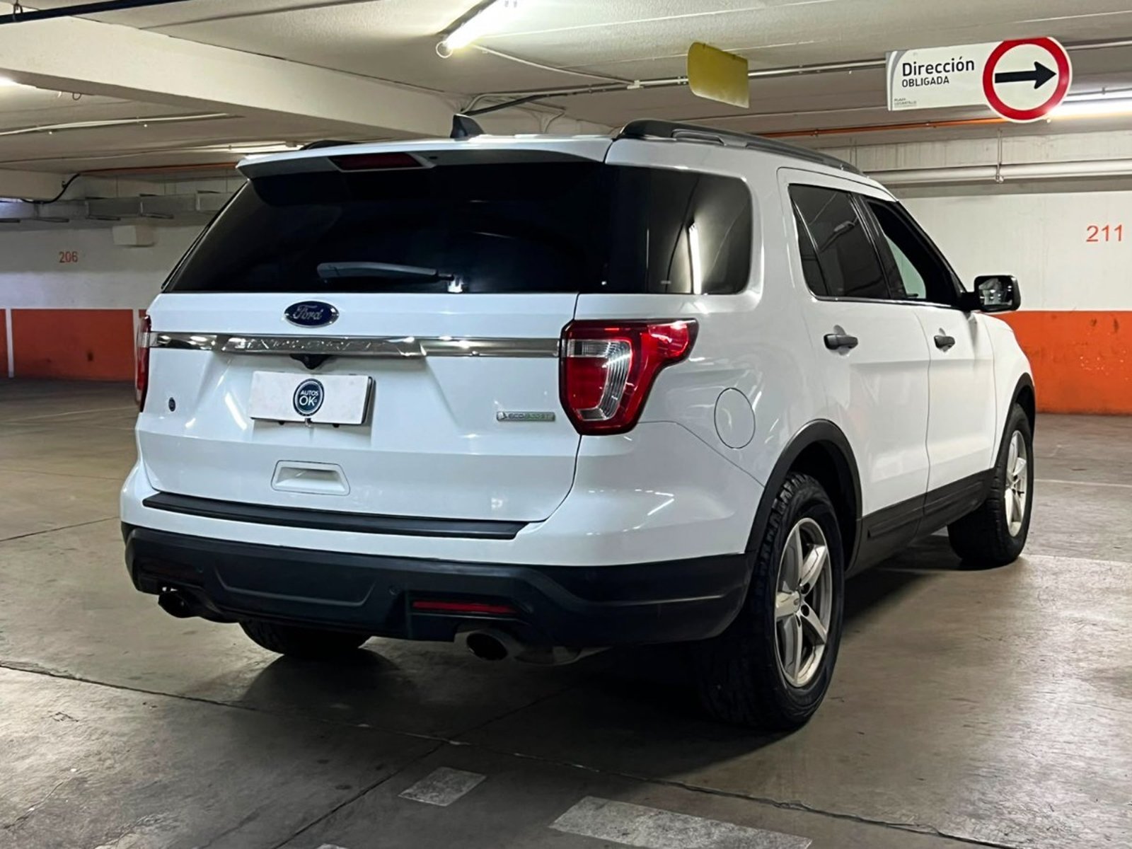 Ford EXPLORER 2.3 ECOBOOST 2019 - Imagen 6 de 10