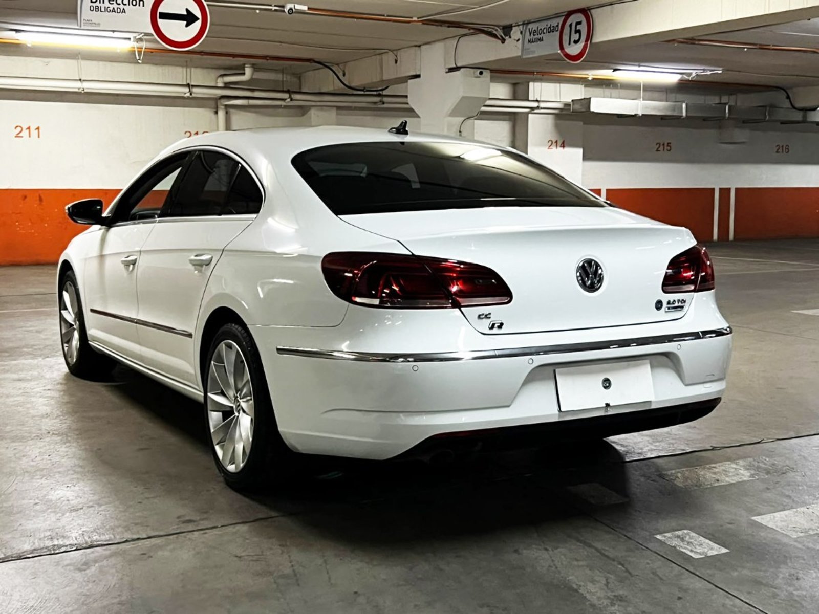 VOLKSWAGEN PASSAT 2.0 TDI DSG 2018 - Imagen 4 de 10