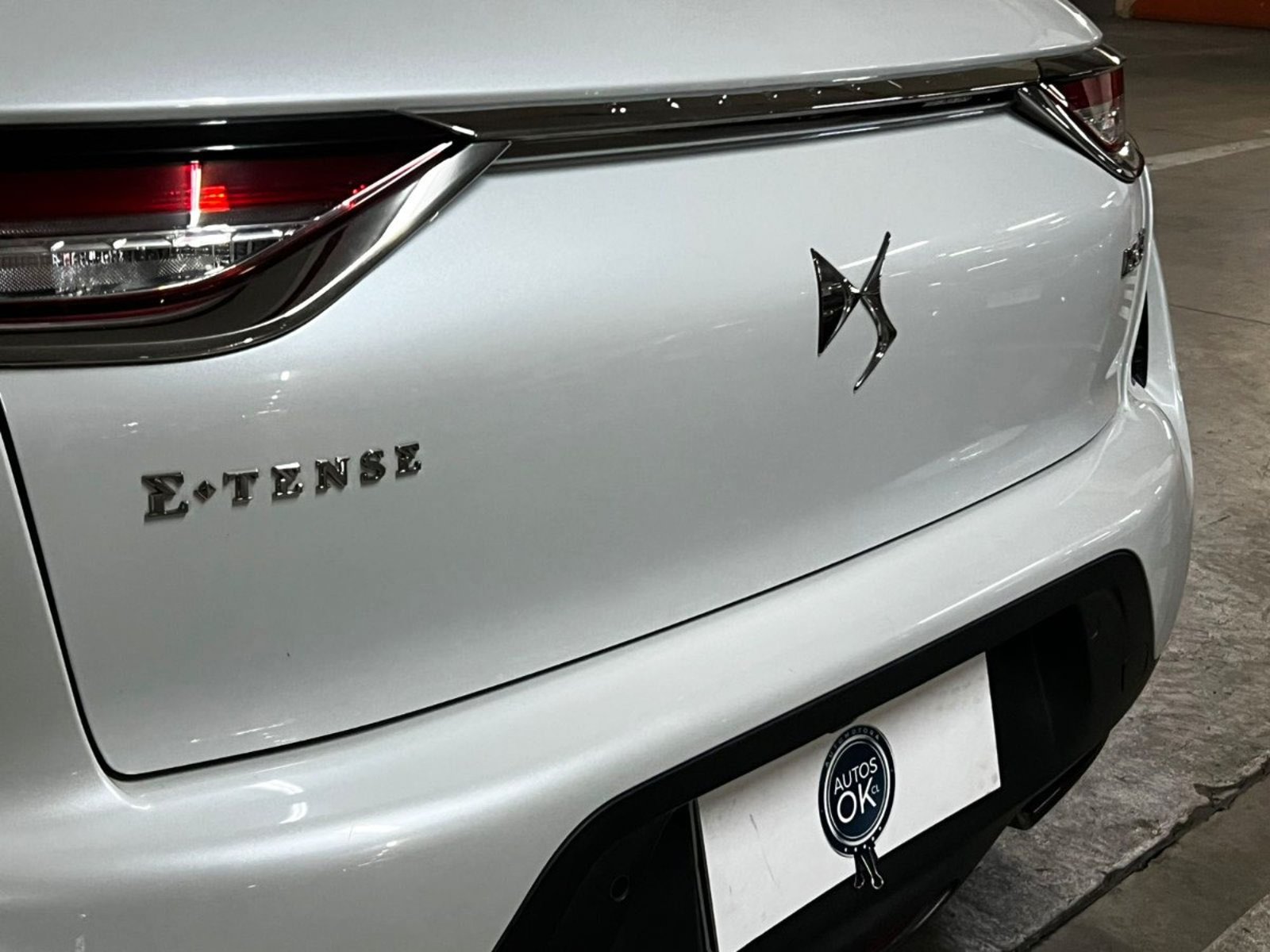 DS AUTOMOBILES DS 3 CROSSBACK E-TENSE LOUVRE 2022 - Imagen 7 de 10
