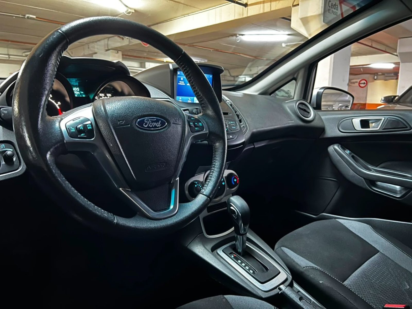 FORD FIESTA SE 1.6 AT 2019 - Imagen 8 de 10