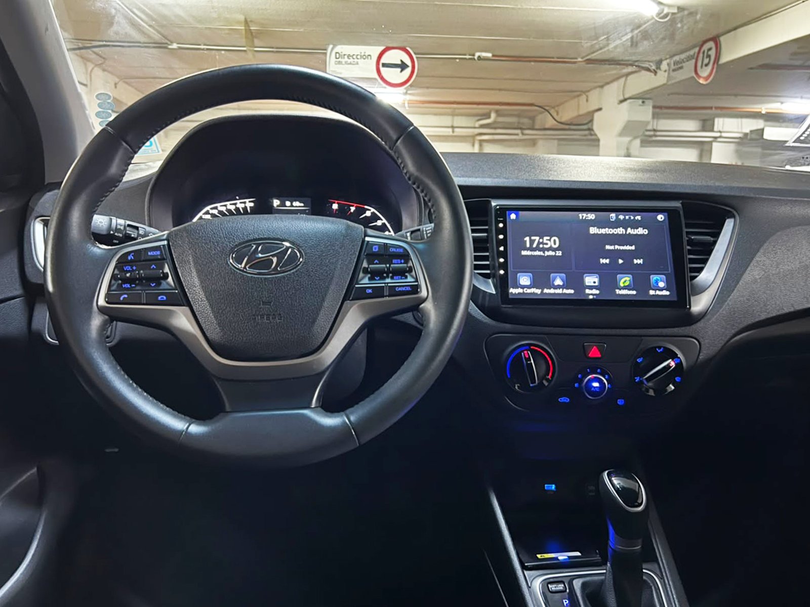 Hyundai Accent 2023 - Imagen 11 de 20