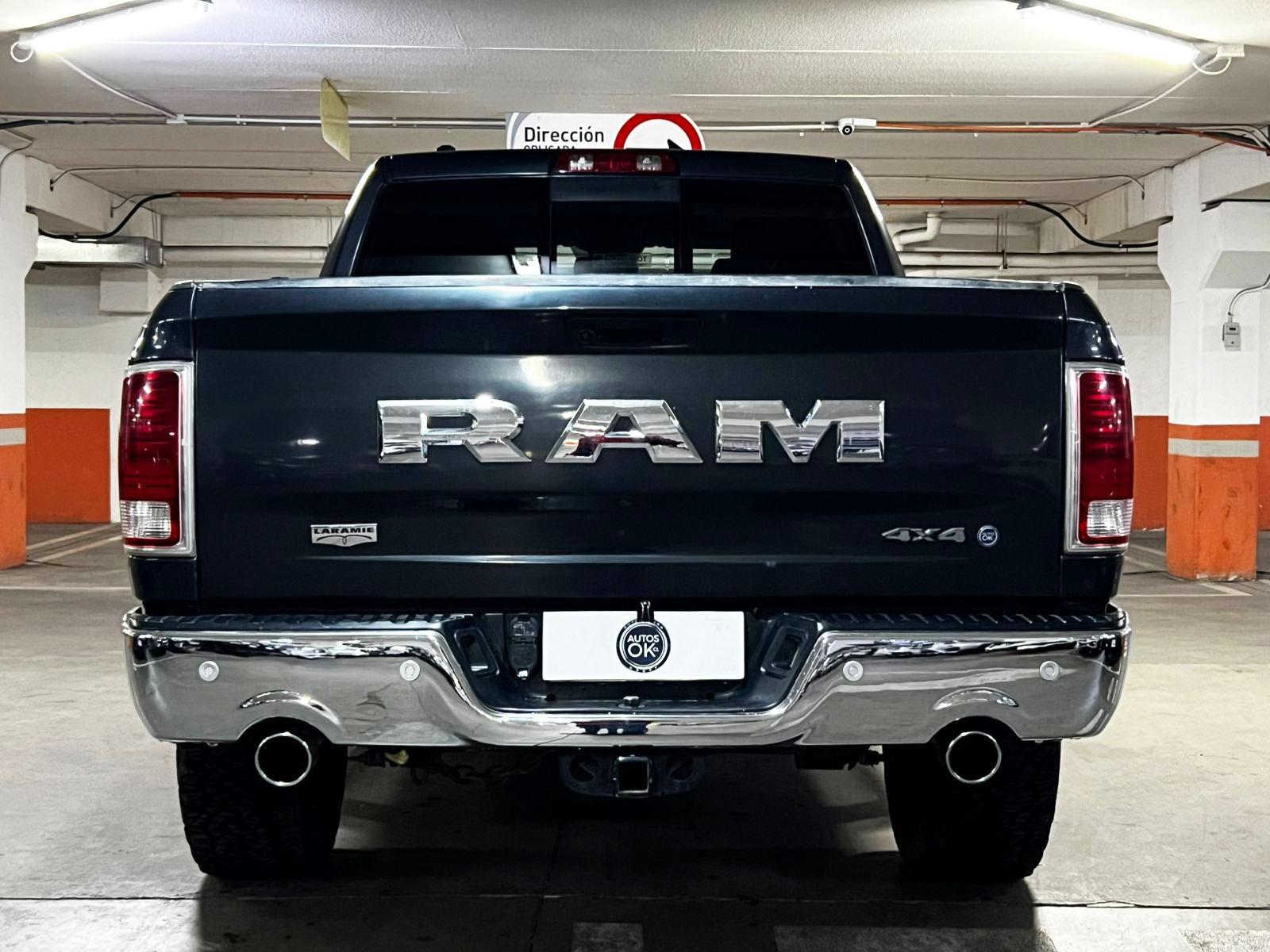 RAM 1500 LARAMIE 4X4 2020 - Imagen 5 de 10