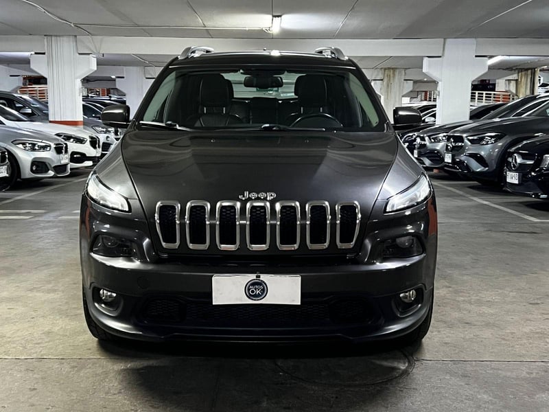 Jeep CHEROKEE 3.2 LIMITED 4X4 AT 5P 2018 - Imagen 3 de 10