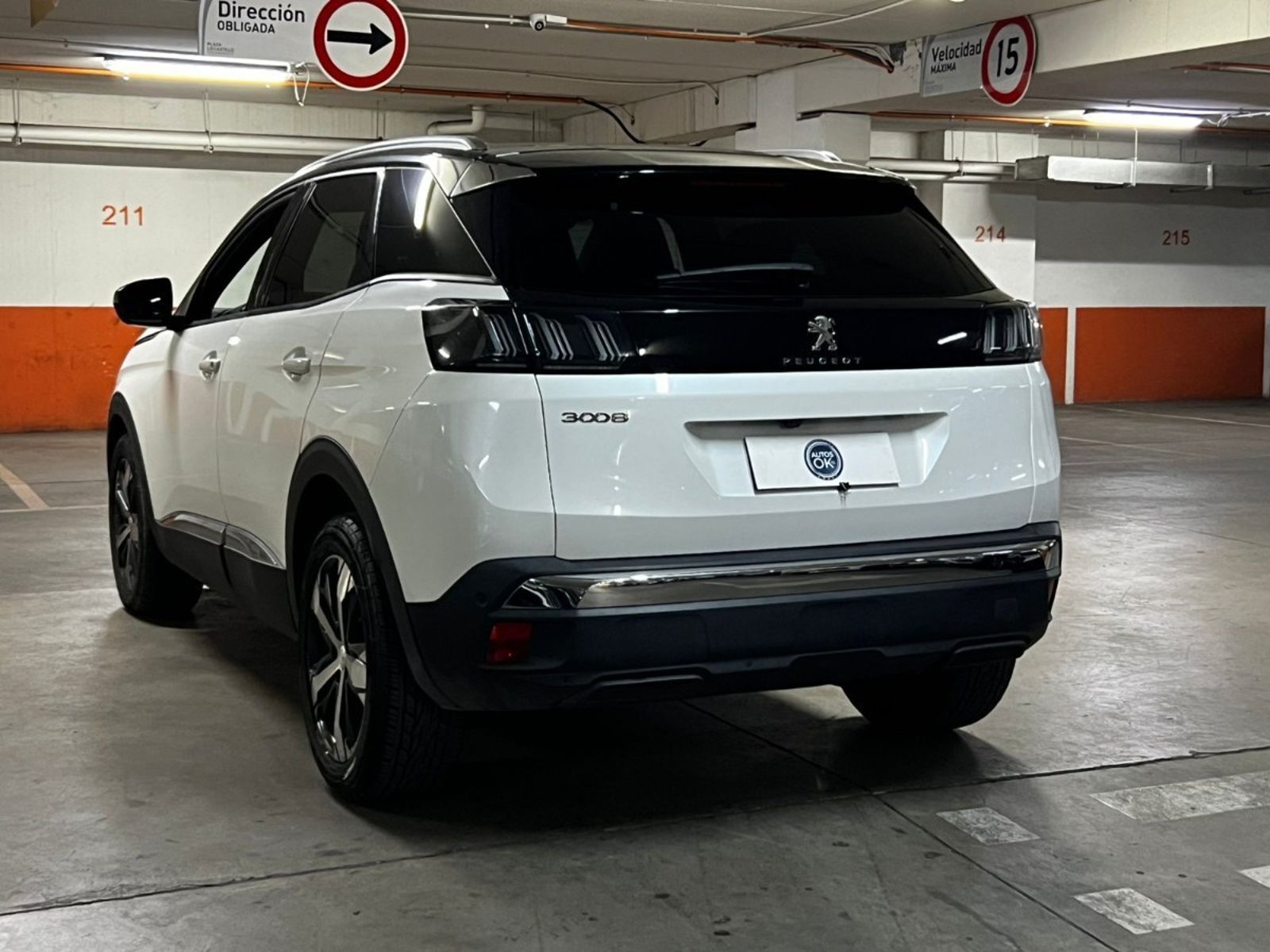 PEUGEOT 3008 ALLURE PACK 1.6 AT 2024 - Imagen 6 de 10