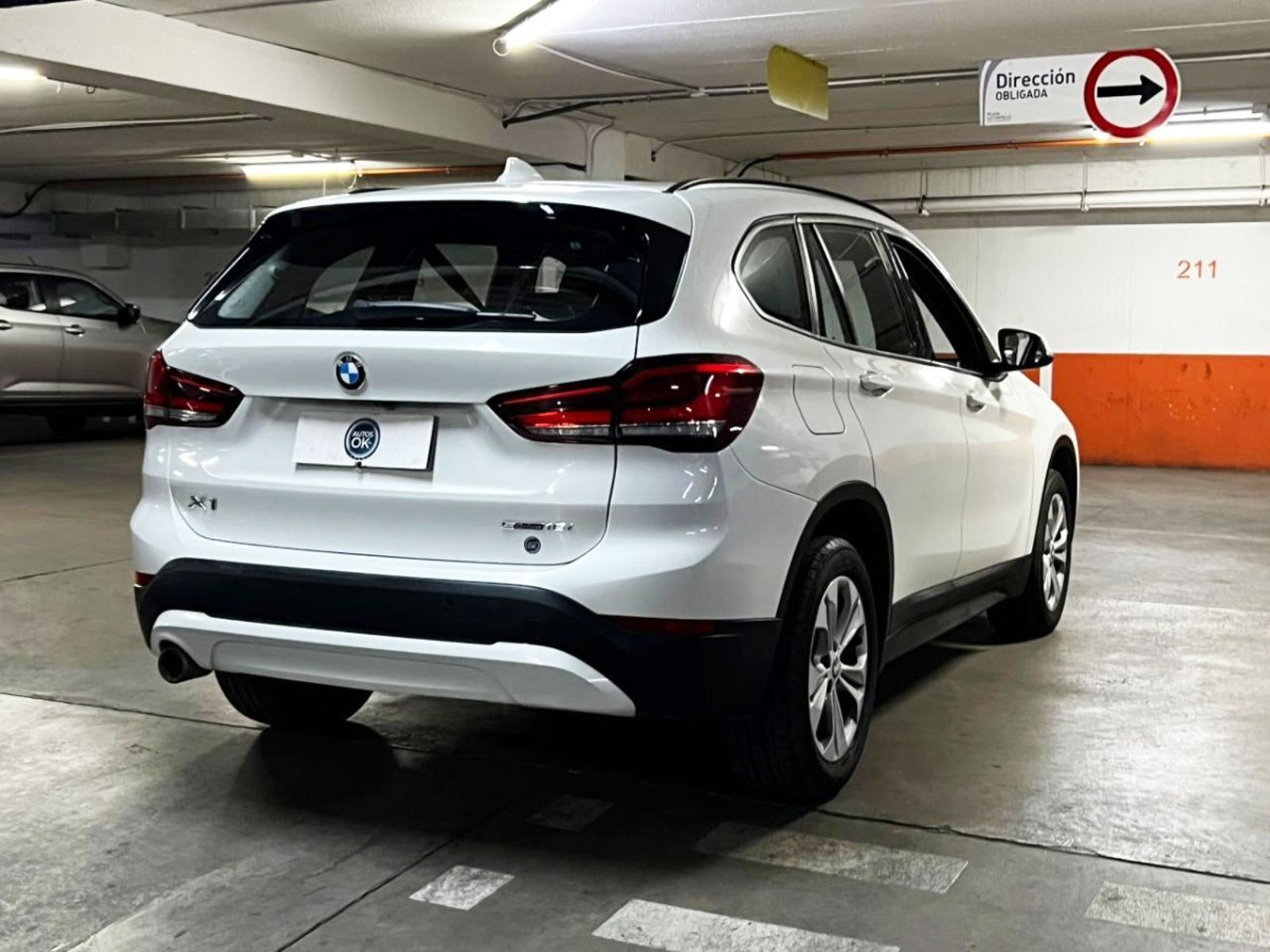 BMW X1 1.5 S-DRIVE 18I COMFORT LCI 4X2 AT 5P 2021 - Foto 4 de 10