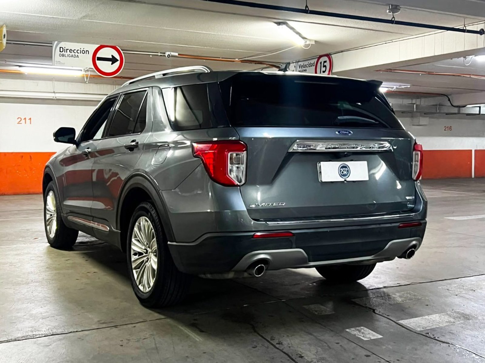 Ford EXPLORER LIMITED ECOBOOST 4x4 2023 - Imagen 4 de 10