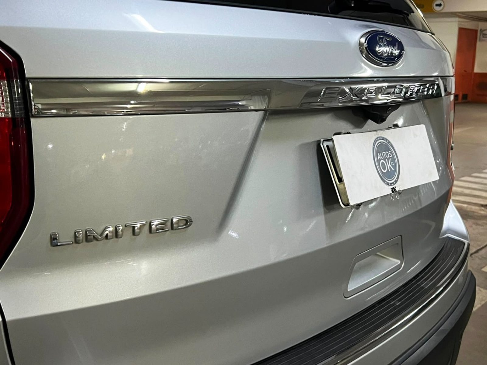 Ford EXPLORER LIMITED ECOBOOST 4x4 2020 - Imagen 7 de 10