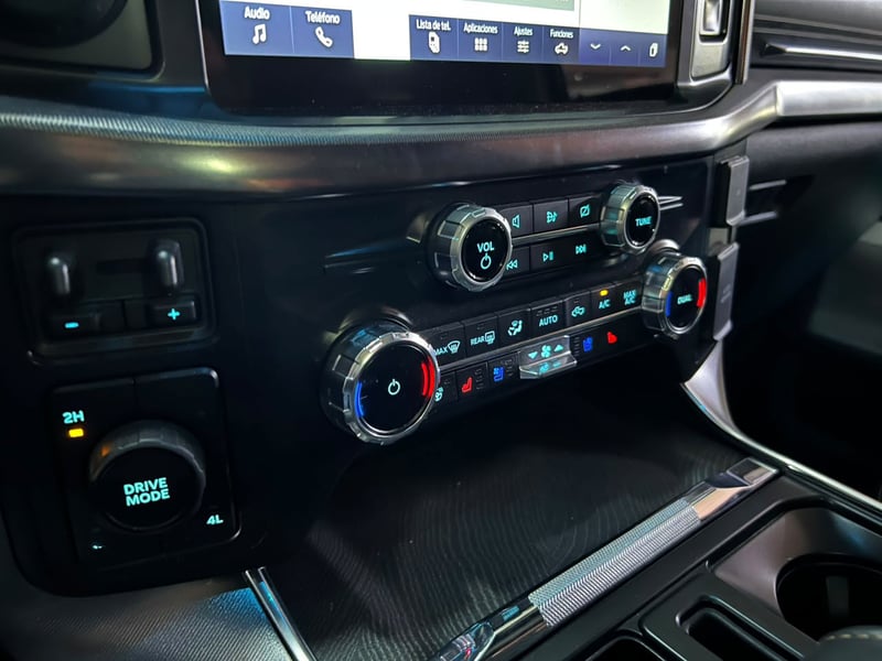 Ford F-150 2023 - Imagen 16 de 20