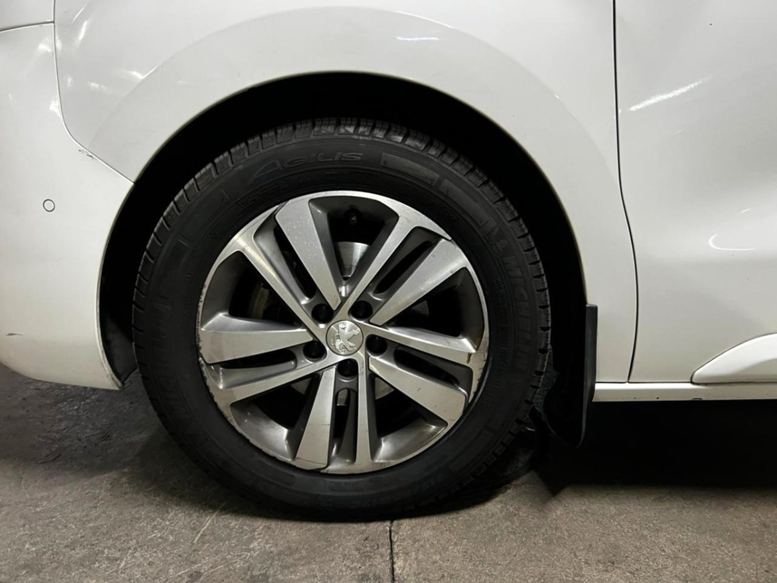 PEUGEOT TRAVELLER L3 BLUE HDI 2.0 AT 2021 - Imagen 7 de 10