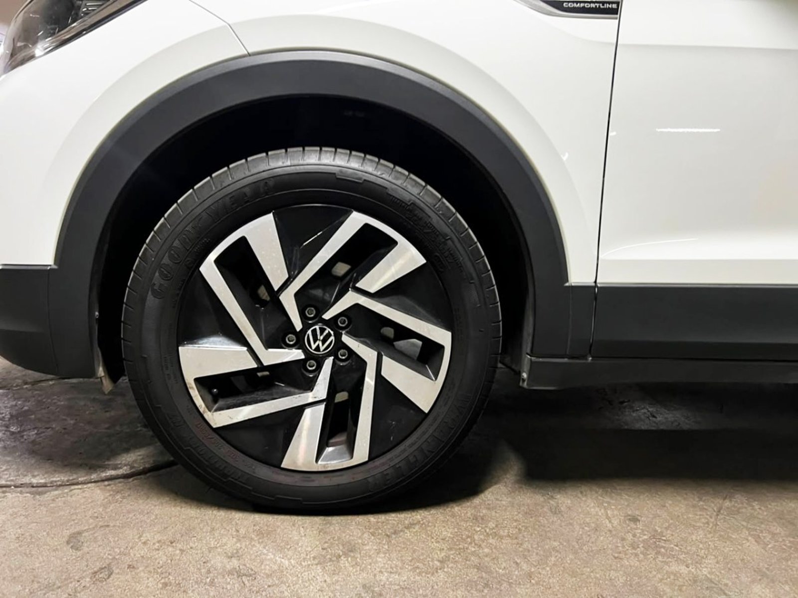 VOLKSWAGEN T-CROSS COMFORTLINE 170 TSI 2025 - Imagen 9 de 10