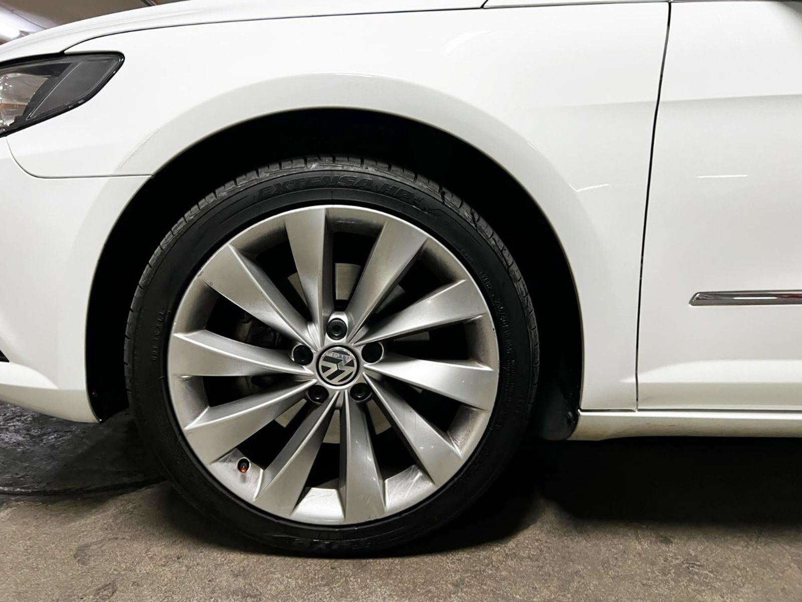 VOLKSWAGEN PASSAT 2.0 TDI DSG 2018 - Imagen 8 de 10