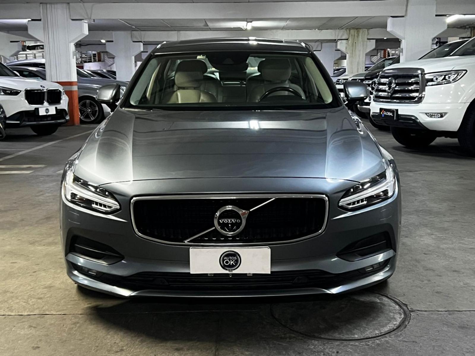 VOLVO S90 D5 MOMENTUM 2.0 2017 - Foto 3 de 10