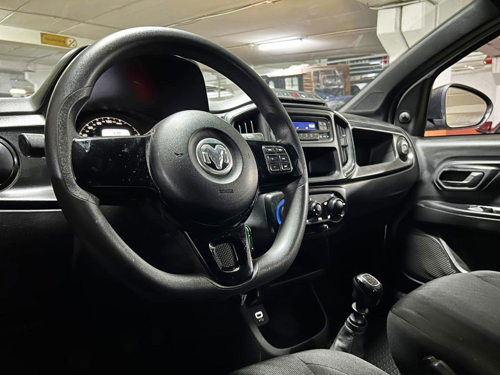 RAM 700 2023 - Imagen 11 de 20