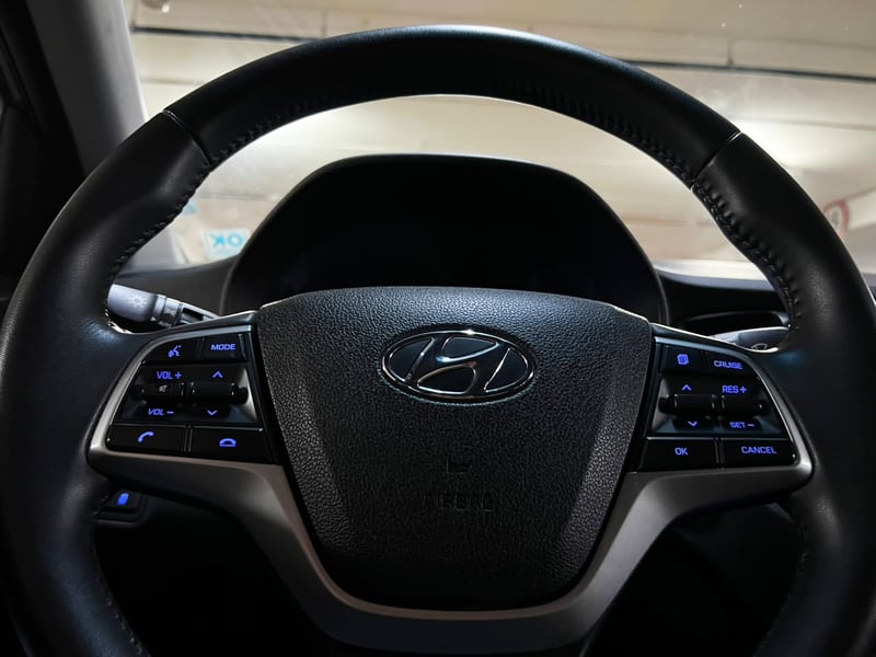 Hyundai Accent 2023 - Imagen 12 de 20