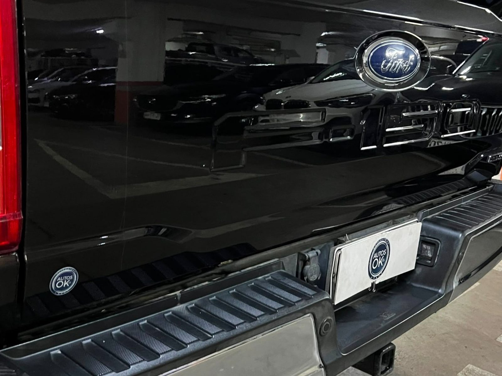 Ford F-150 LARIAT LUXURY 5.0 2022 - Imagen 7 de 10