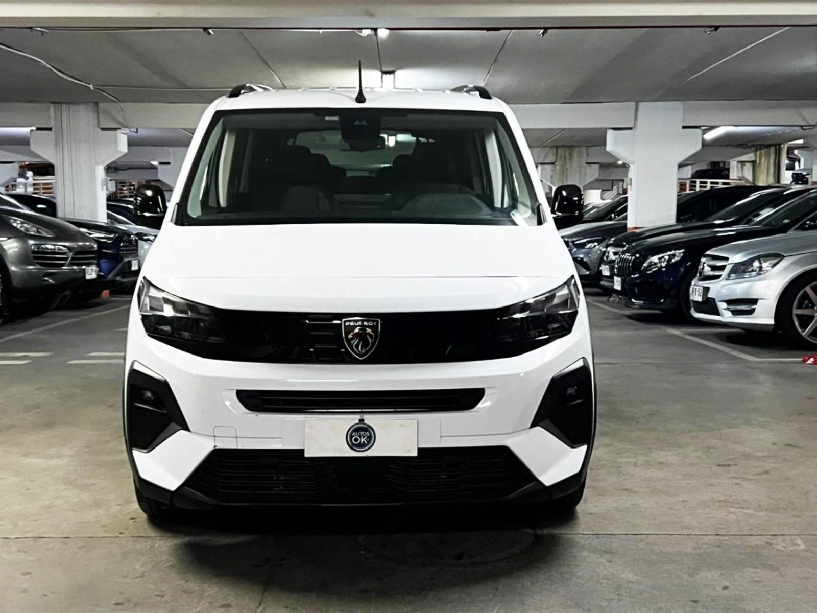 Peugeot RIFTER ALLURE 4X2 1.5 AUT 2025 - Foto 2 de 10