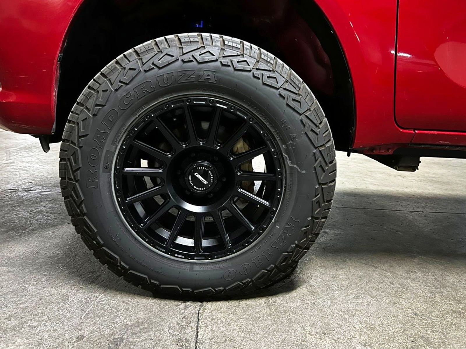 TOYOTA HILUX 2.4D DX 4WD 2022 - Imagen 7 de 10