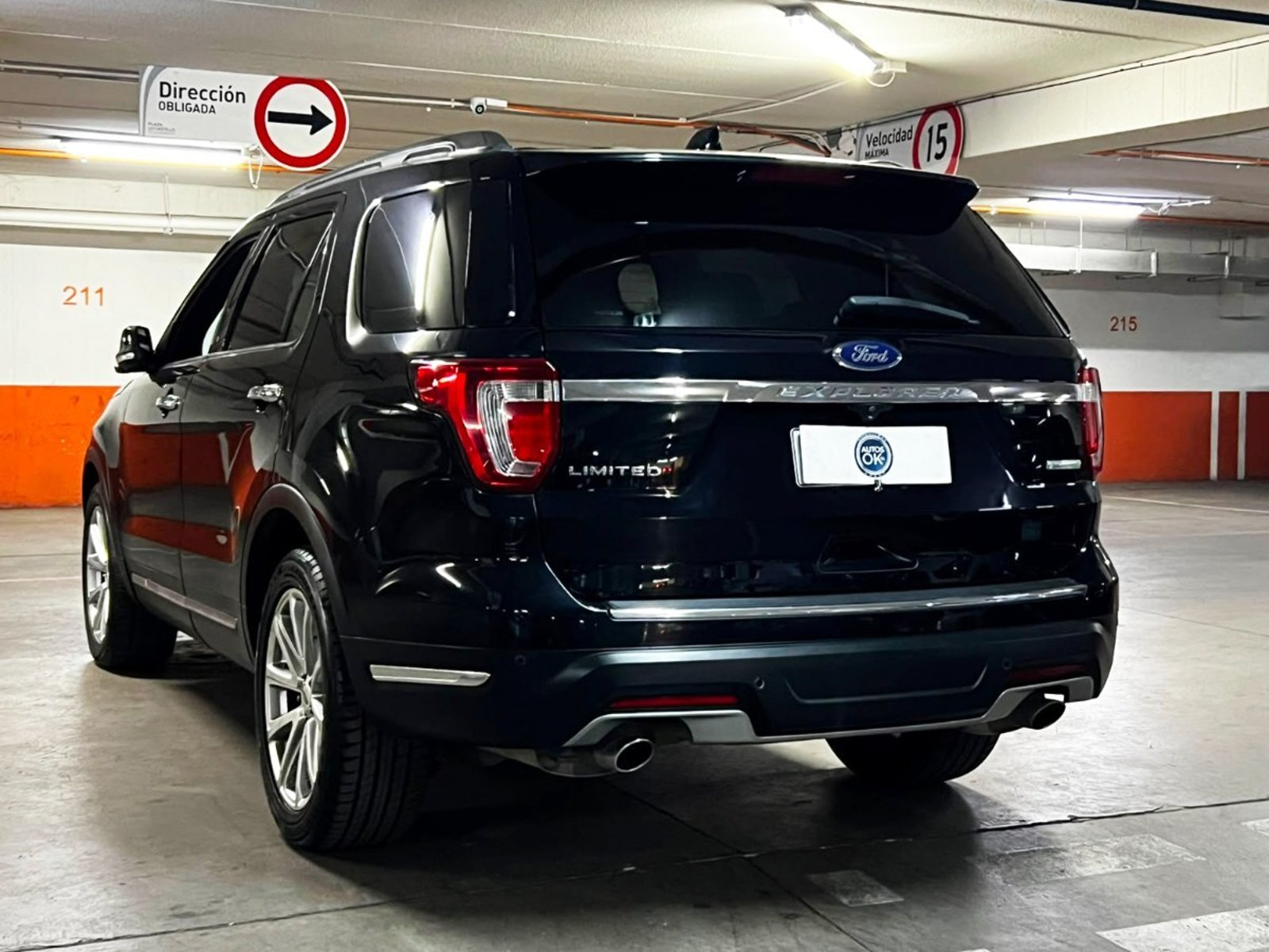 FORD EXPLORER LIMITED ECOBOOST 4x2 2016 - Foto 4 de 9