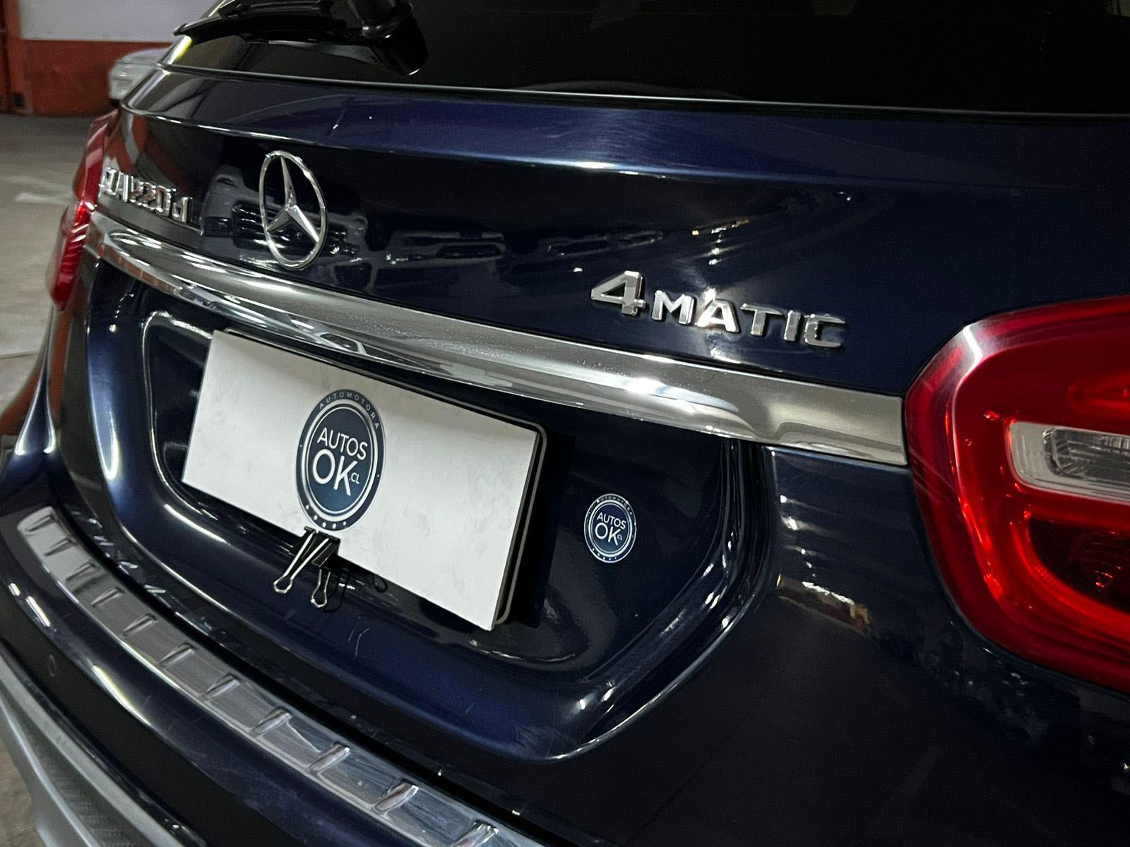 MERCEDES-BENZ GLA 220 d 4MATIC 2017 - Imagen 6 de 9