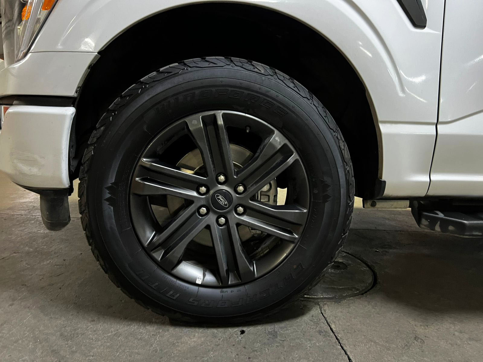 Ford F-150 2023 - Imagen 12 de 20