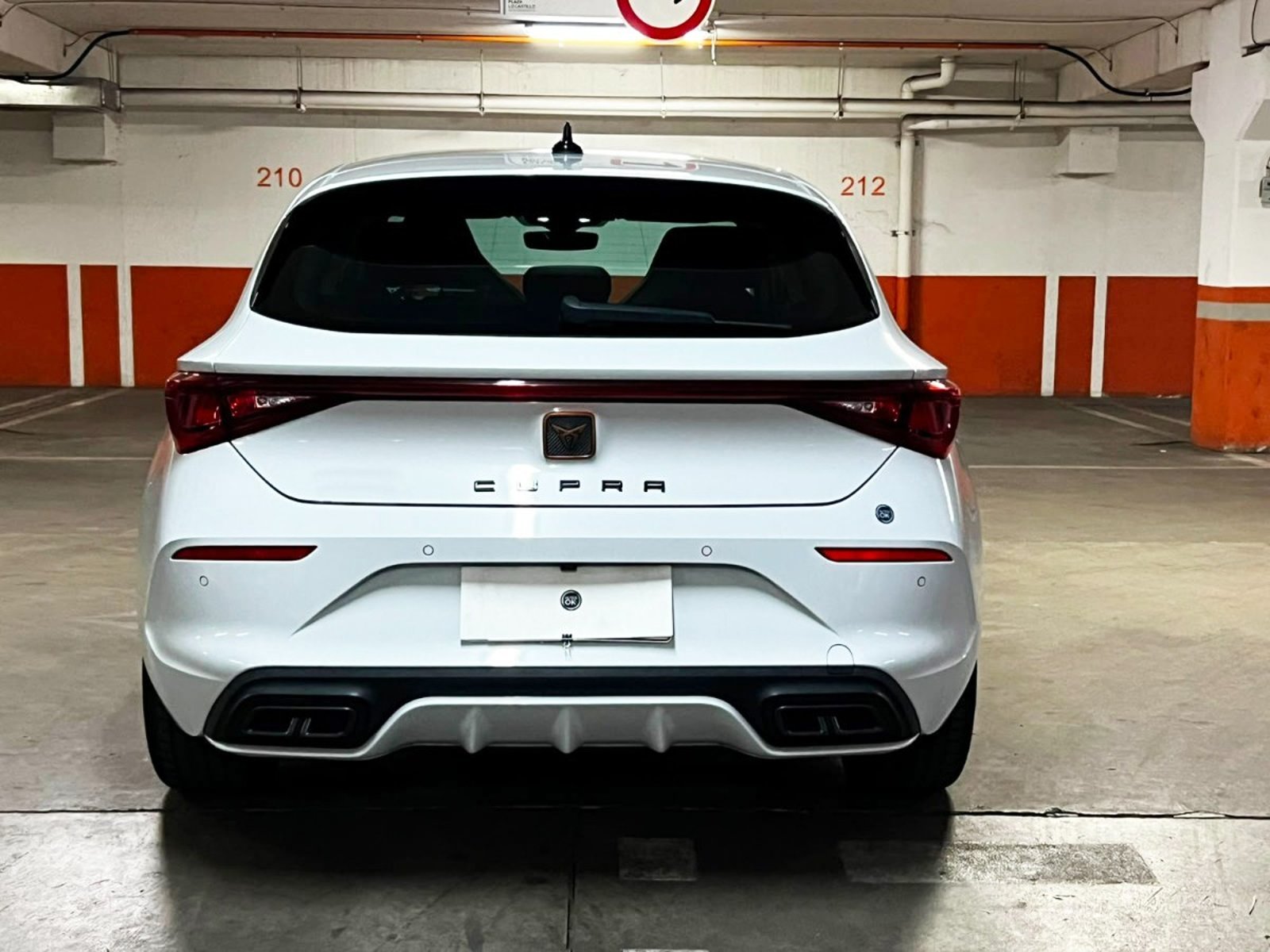 Cupra LEON 1.4 4X2 AT 5P. 2024 - Foto 5 de 10