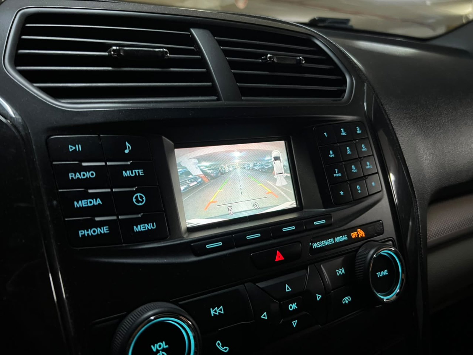 Ford Explorer 2019 - Imagen 15 de 20