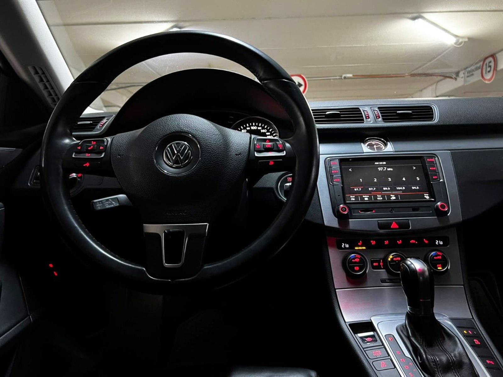 VOLKSWAGEN PASSAT 2.0 TDI DSG 2018 - Imagen 10 de 10