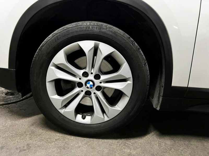 BMW X1 1.5 S-DRIVE 18I COMFORT LCI 4X2 AT 5P 2021 - Imagen 8 de 10