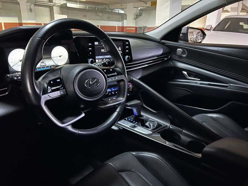 Hyundai Elantra 2022 - Imagen 9 de 20