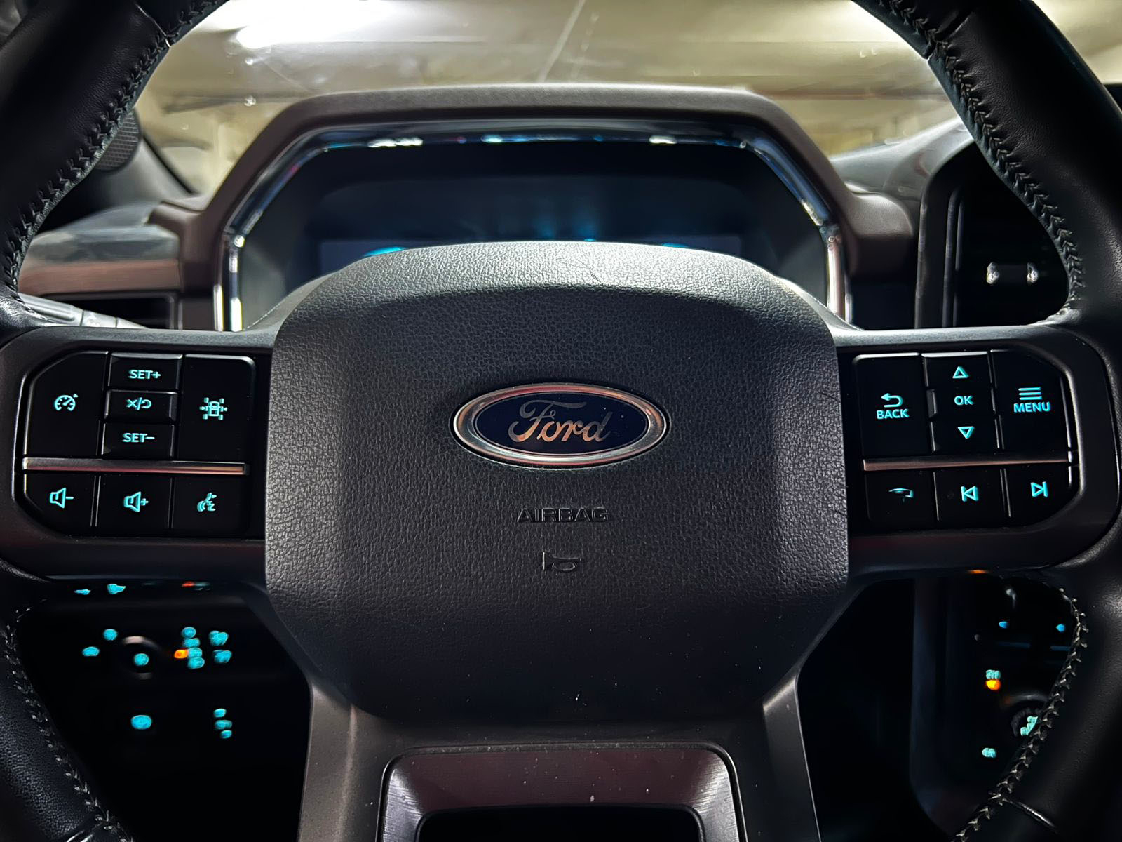 Ford F-150 2023 - Imagen 11 de 20