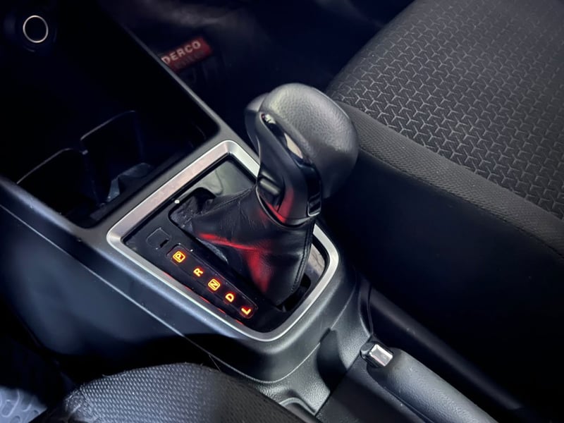 Suzuki Swift 2018 - Imagen 18 de 20
