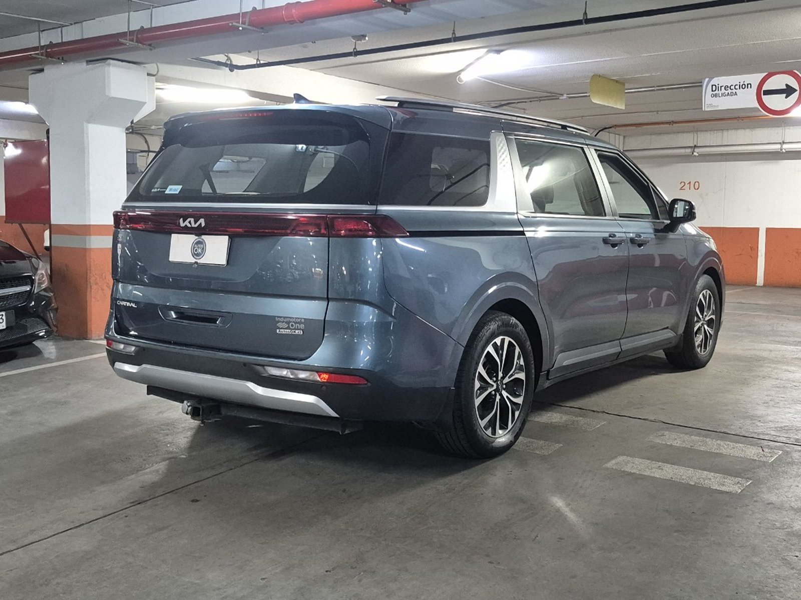 KIA CARNIVAL 2.2 DSL Auto EX 2024 - Imagen 3 de 10