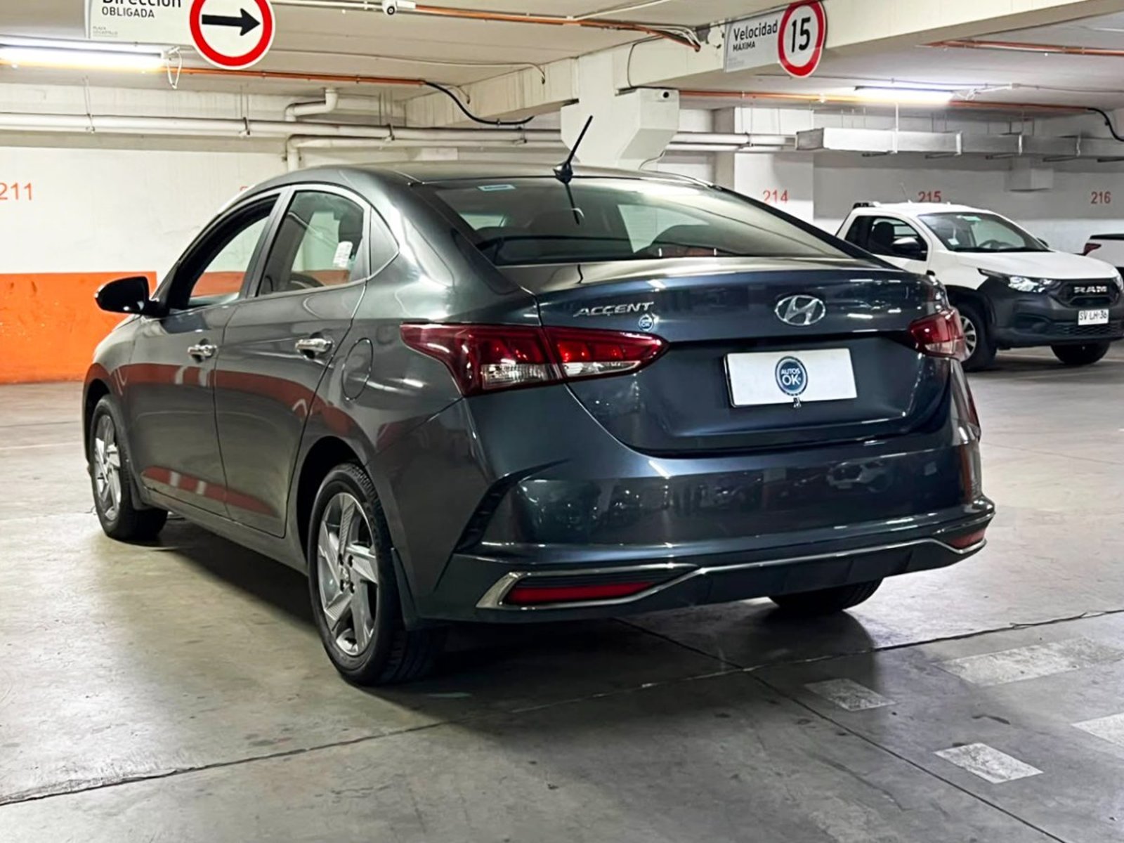Hyundai ACCENT 1.6 HCI VALUE AT 2023 - Foto 4 de 10