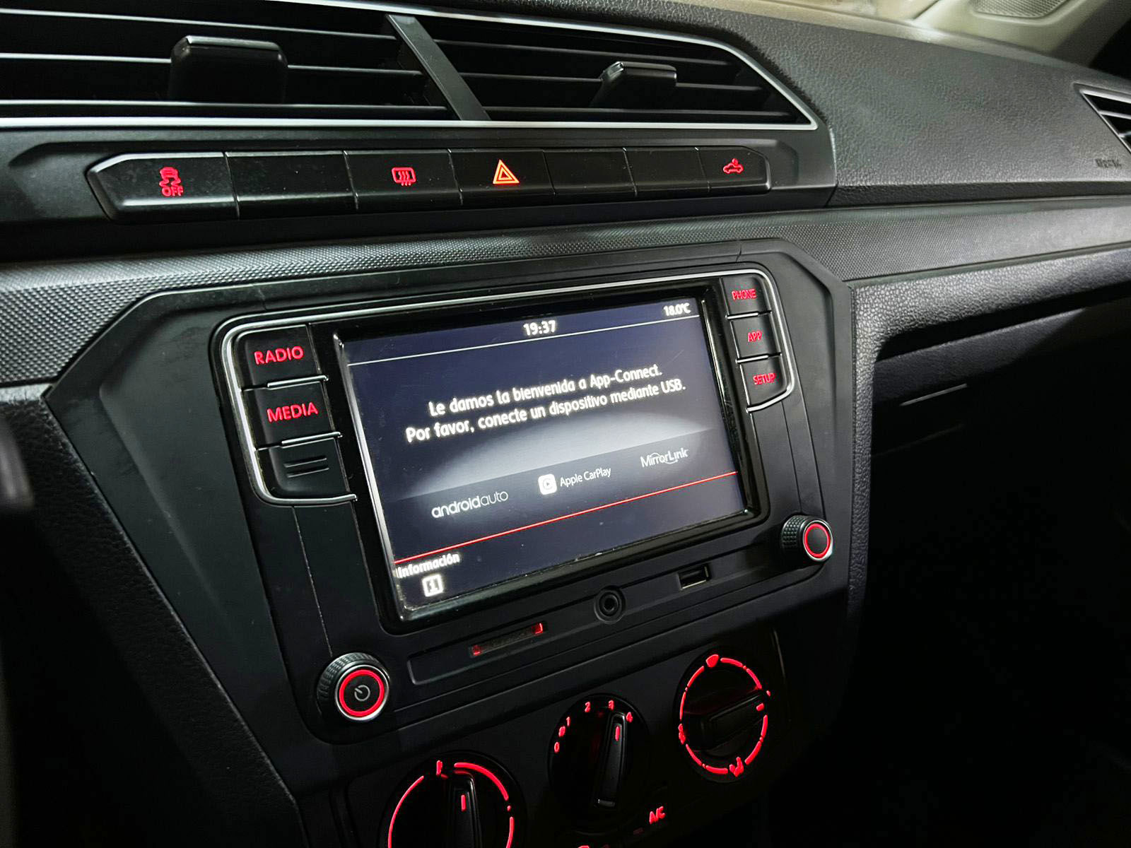 Volkswagen Saveiro 2022 - Imagen 14 de 19