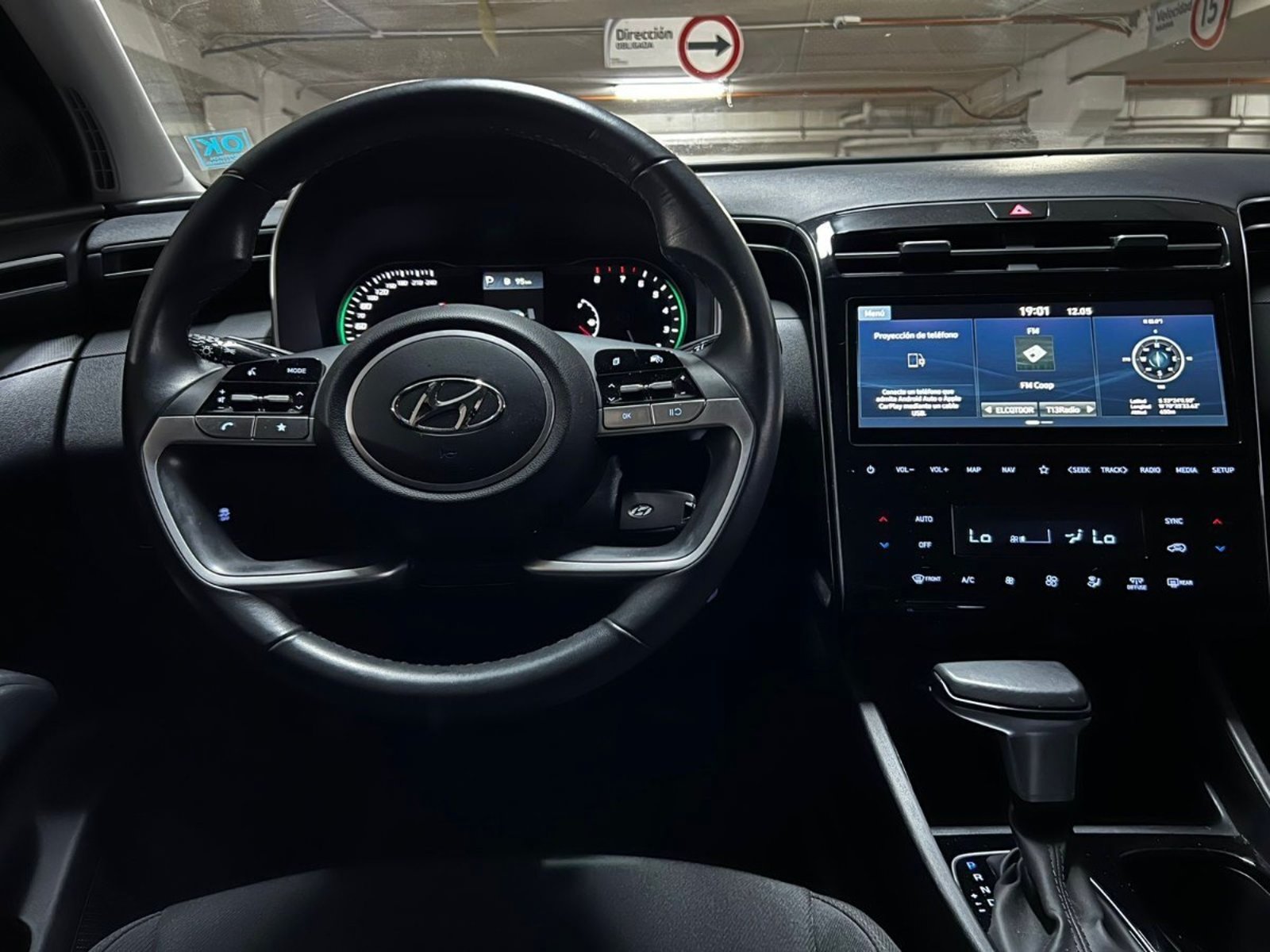 HYUNDAI TUCSON 2.0 4X4 2023 - Imagen 10 de 10